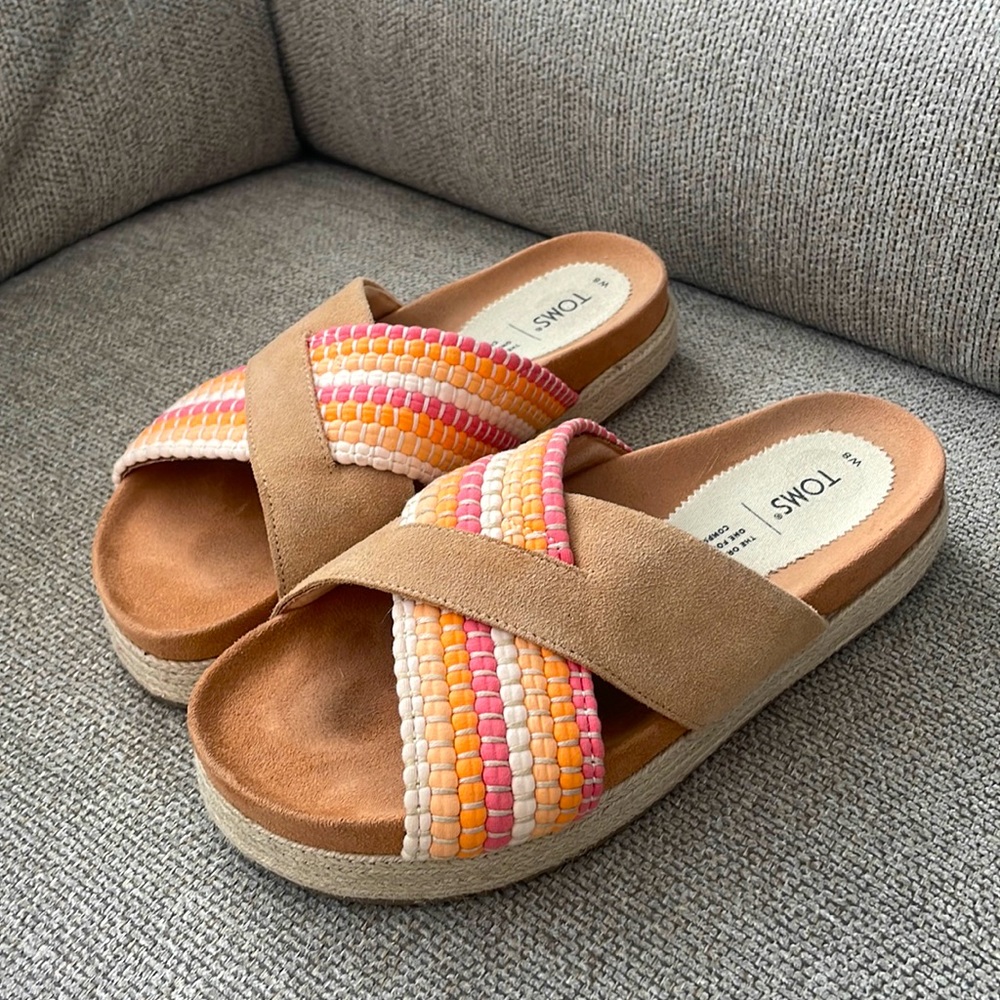 TOMS Paloma Crisscross Slide